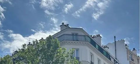 Photo nette et sanitizée d’un appartement de 3 pièces